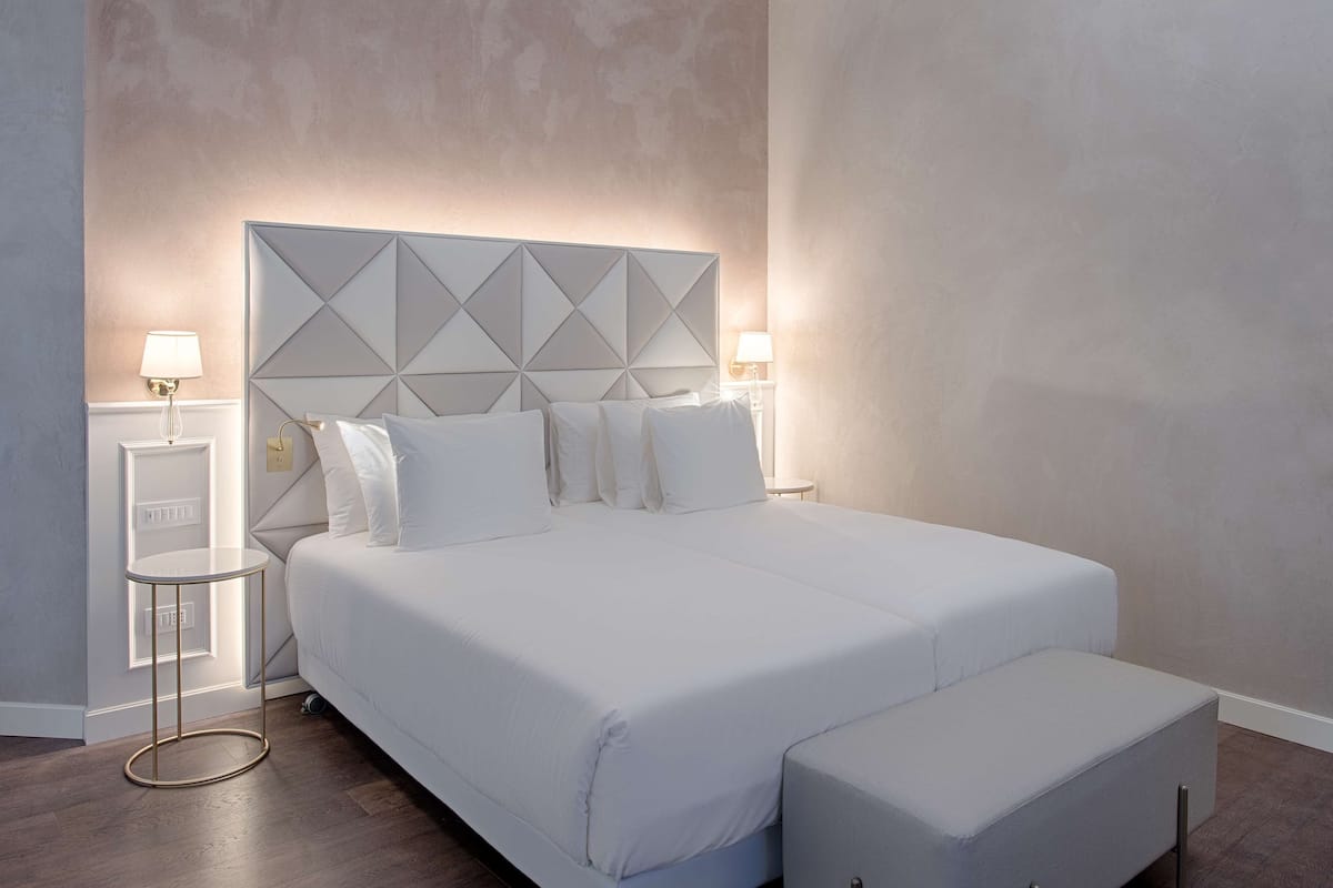 1 habitación, minibar, caja de seguridad en la habitación y escritorio