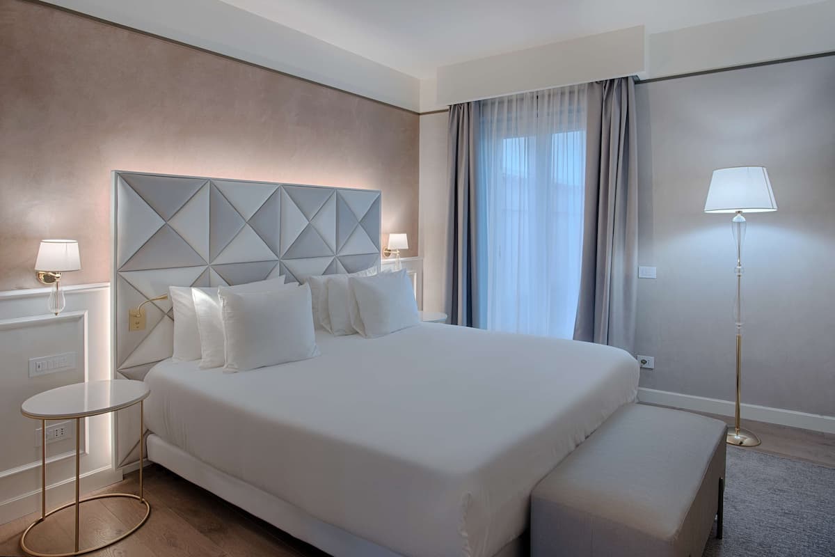 1 habitación, minibar, caja de seguridad en la habitación y escritorio