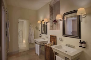 Shower, eco-friendly toiletries, hair dryer, bidet