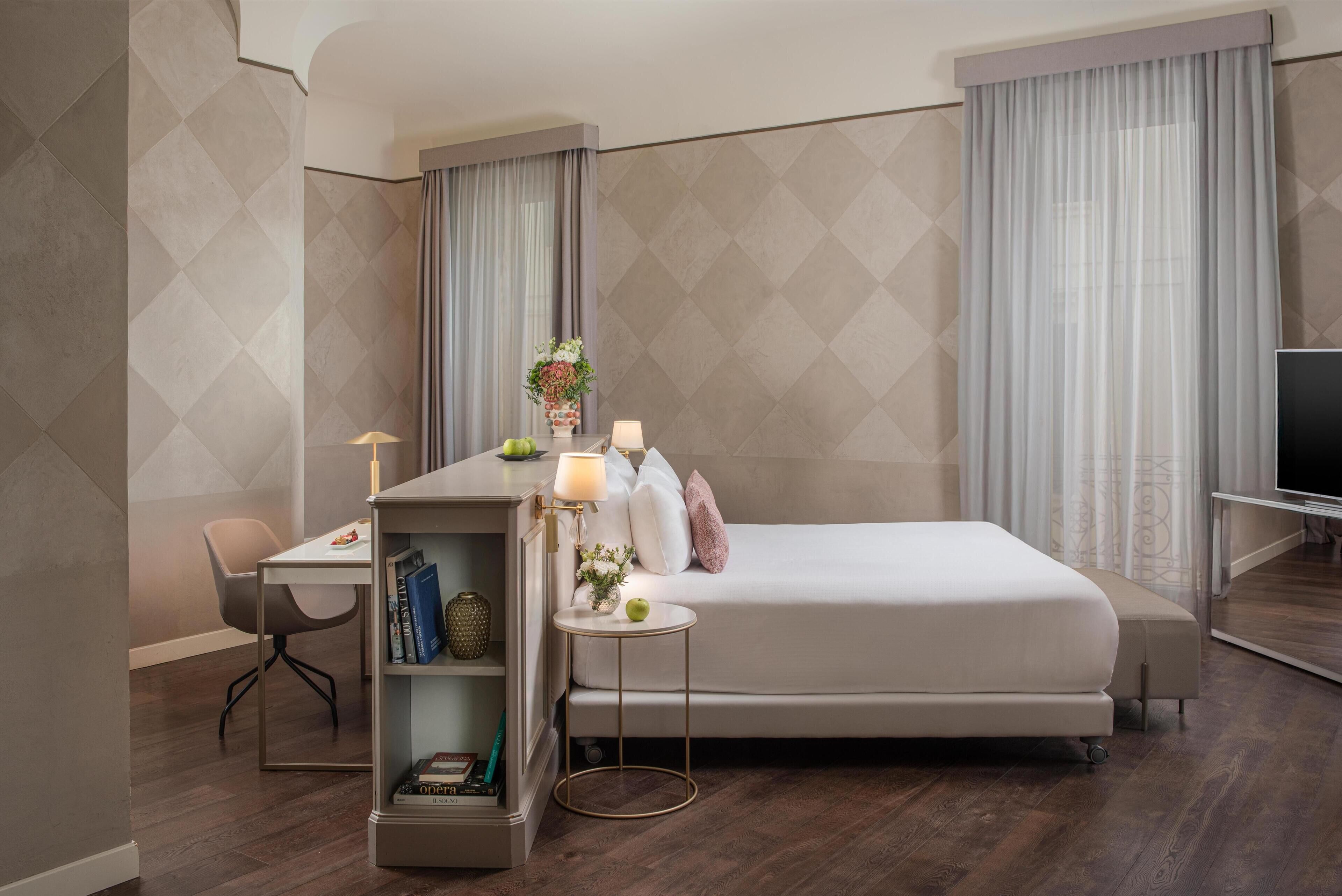 Minibar, in-room safe, desk, soundproofing