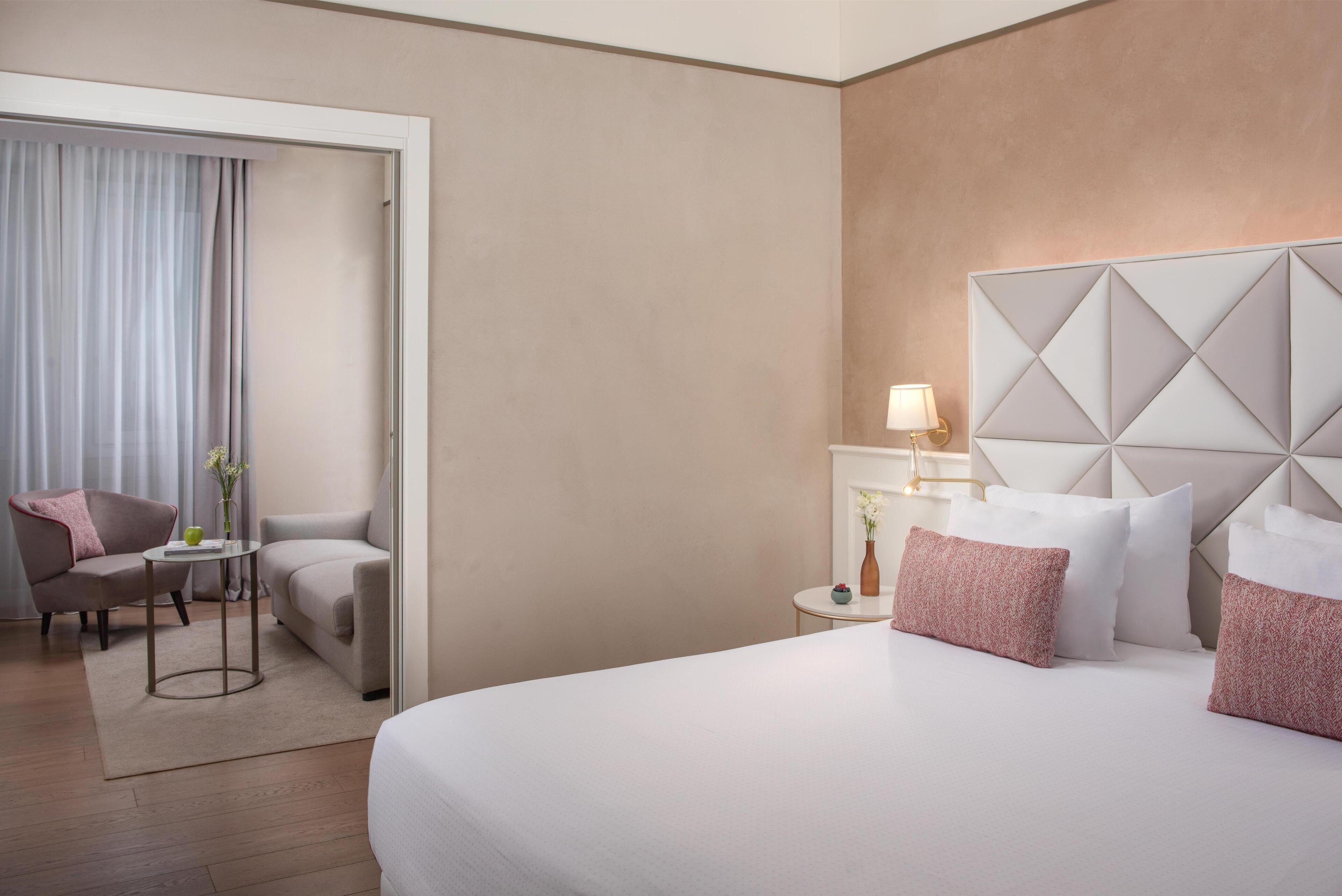 Minibar, in-room safe, desk, soundproofing