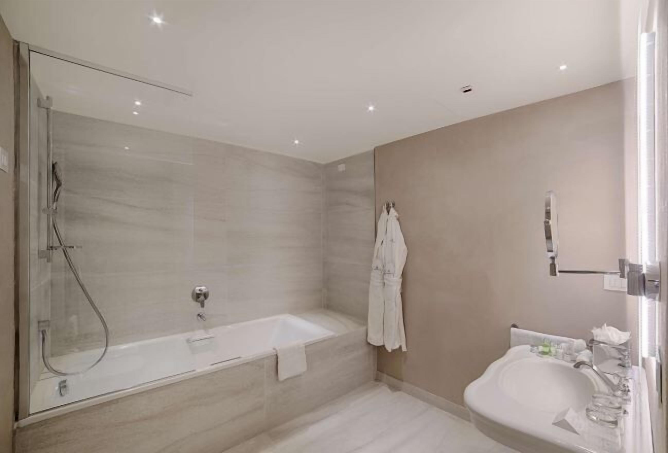 تجهيزات دش، مستلزمات للعناية الشخصية صديقة للبيئة، مجففات شعر