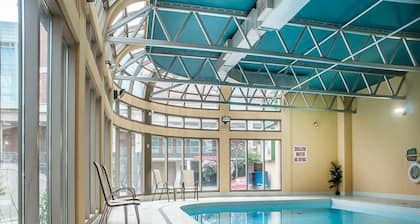 Quality Hotel Fallsview Cascade