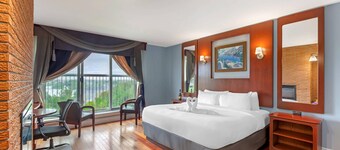 Quality Hotel Fallsview Cascade