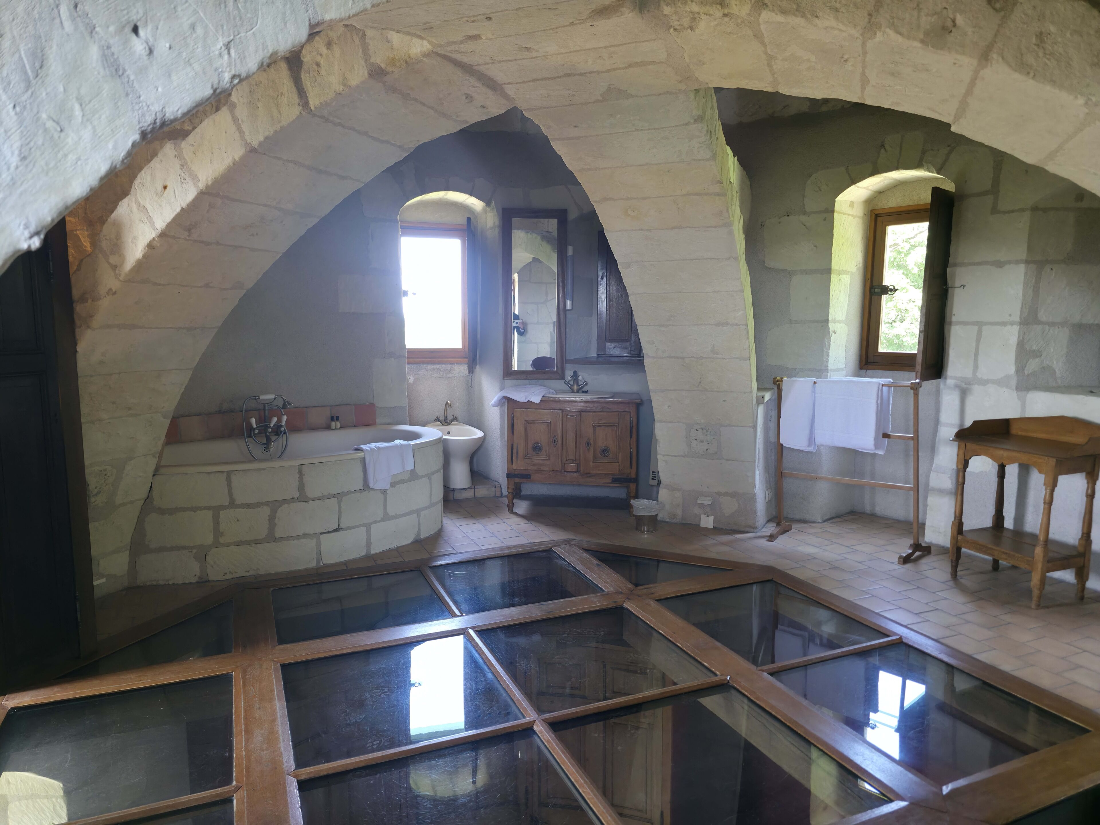 panoramic suite | bathroom | free toiletries, hair dryer, bidet, towels