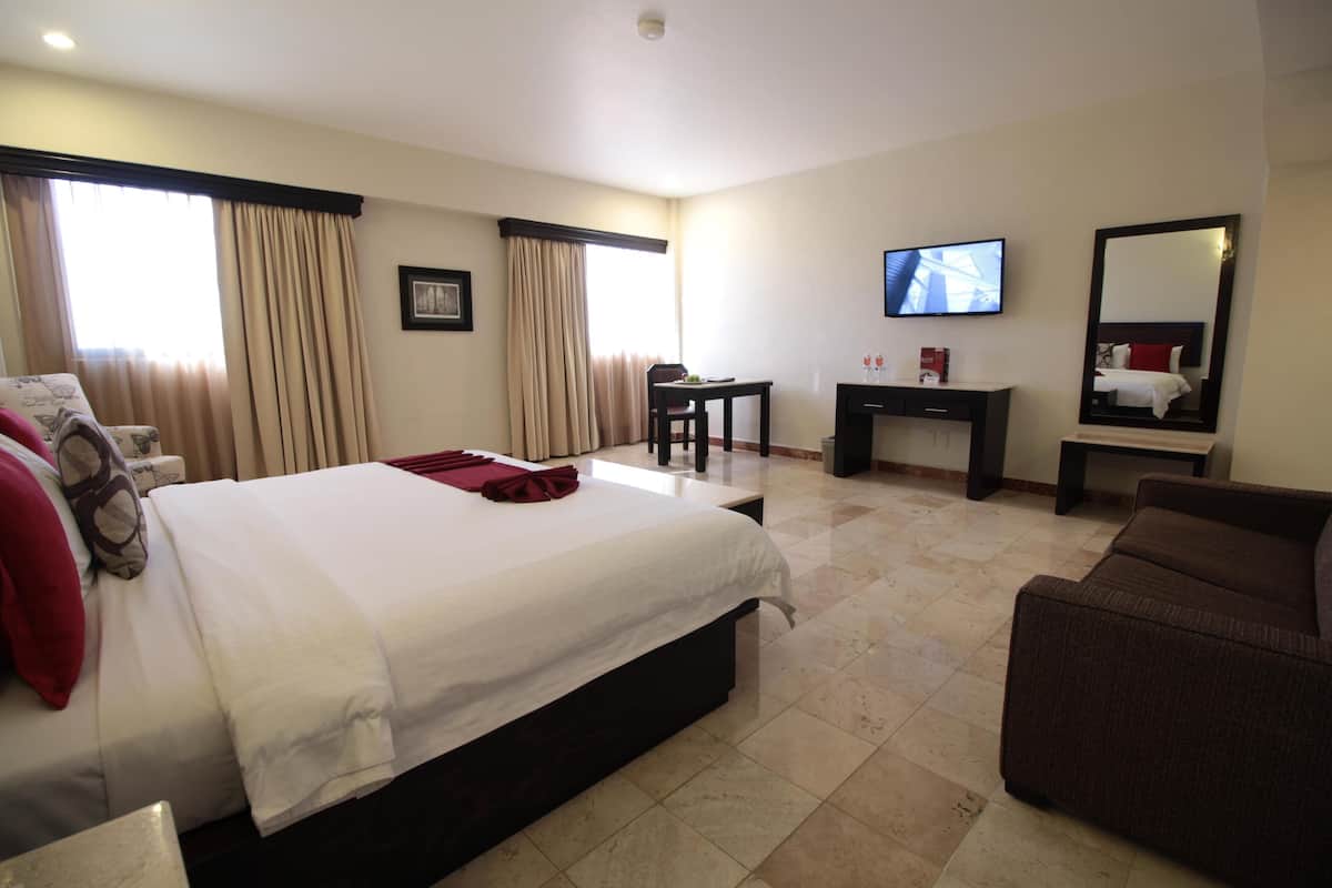 In-room safe, desk, blackout drapes, soundproofing