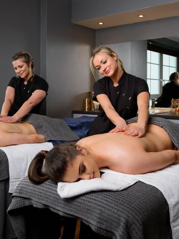 Couples treatment room(s), sauna, hot tub, mud baths, hydrotherapy
