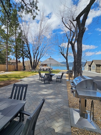 BBQ/picnic Area. Big Bear Frontier