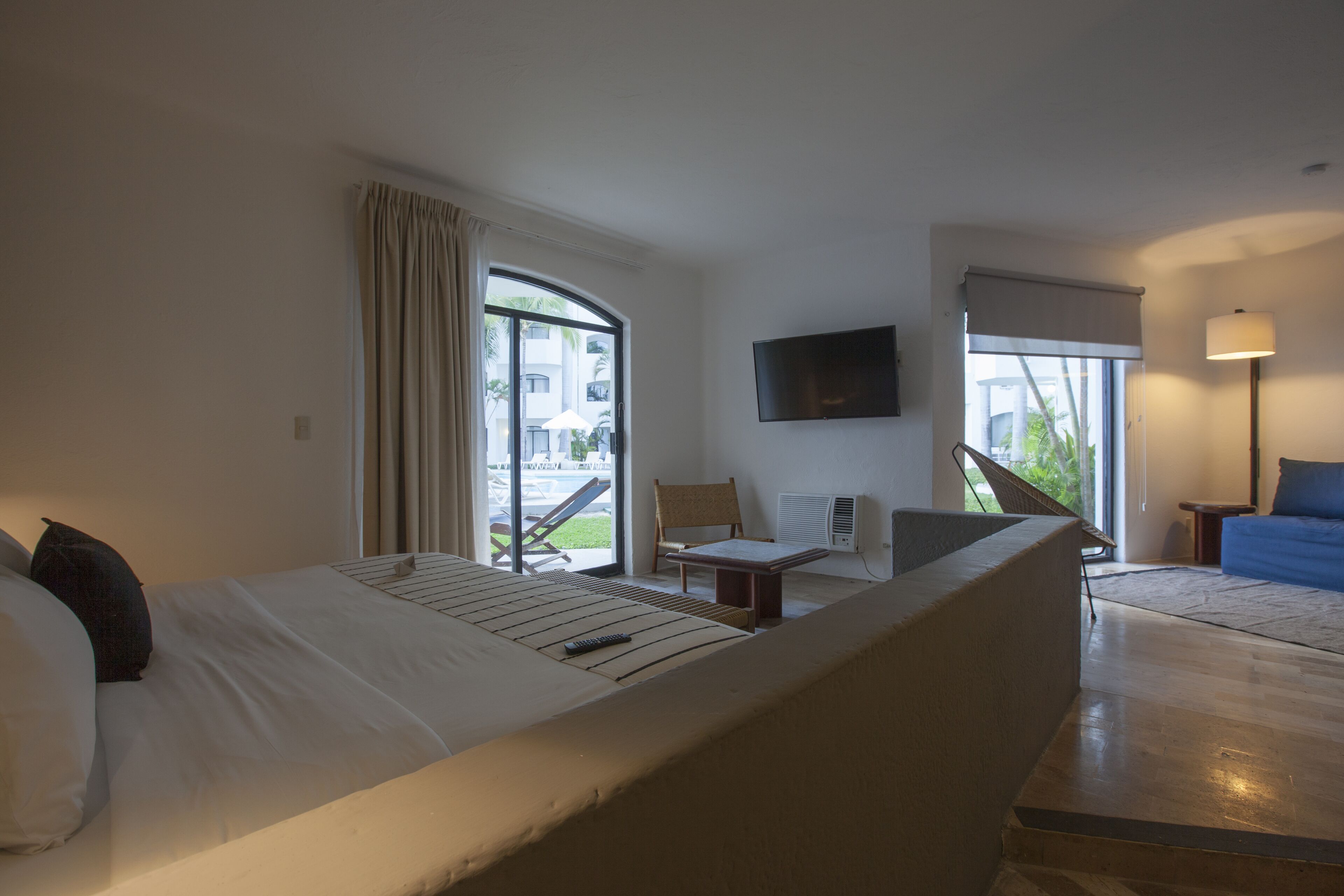 suite, 1 bedroom, 1 king bed (estefanos) | 2 bedrooms, egyptian cotton sheets, premium bedding, in-room safe