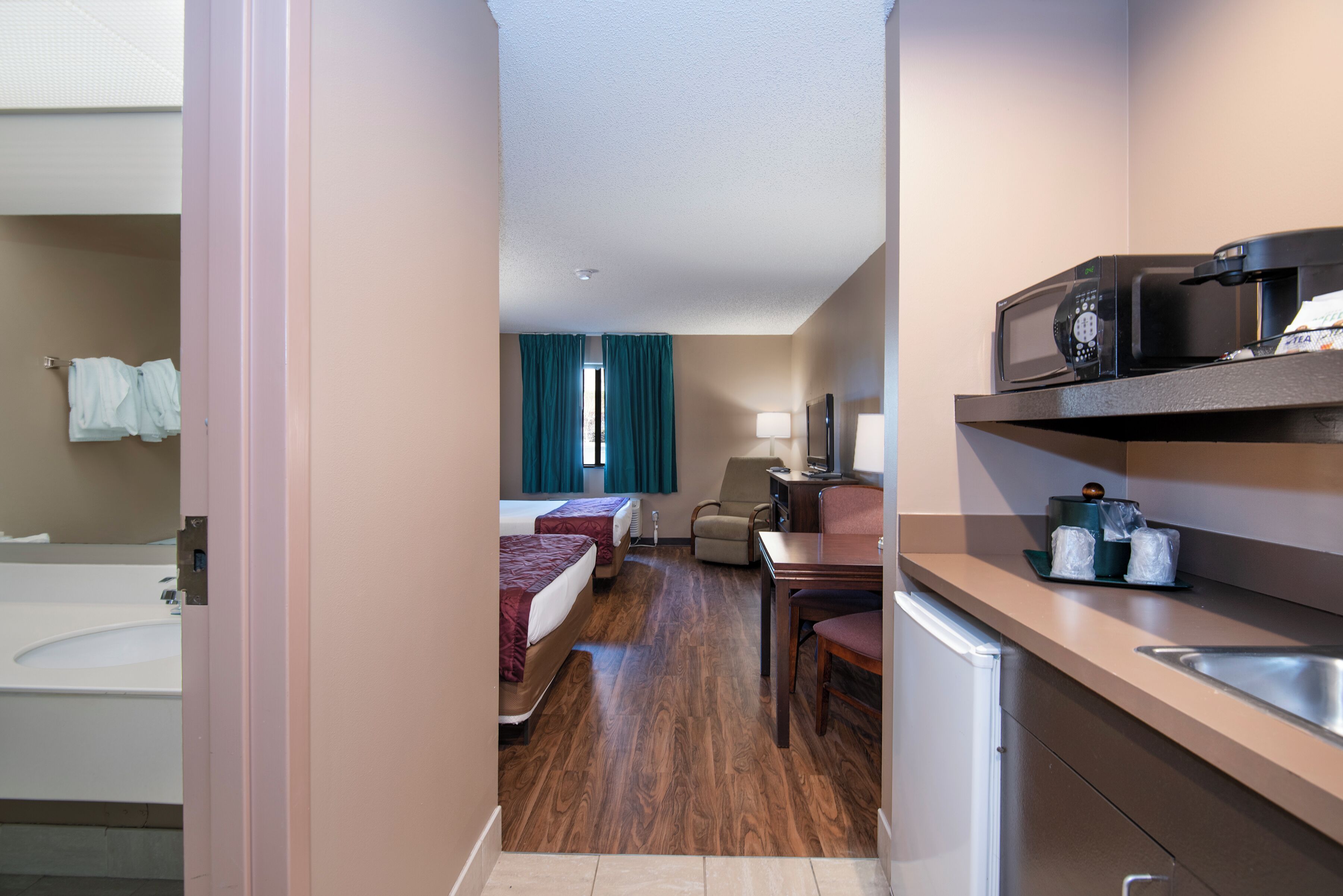 Foto - Guest Inn & Suites - Midtown Medical Center