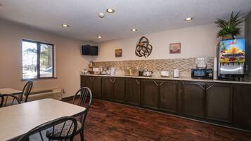 Free continental breakfast