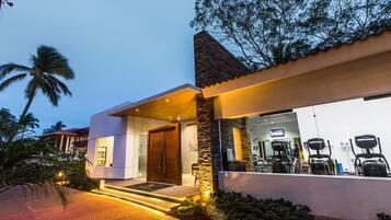 Sauna, tratamientos corporales, aromaterapia y masajes en la playa