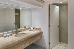 Bathroom - El Cid Marina Beach Hotel (Mazatlán)
