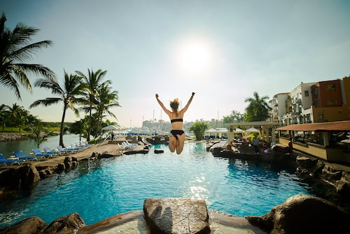 El Cid Marina Beach Hotel