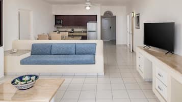 One Bedroom Suite | Egyptian cotton sheets, premium bedding, down comforters