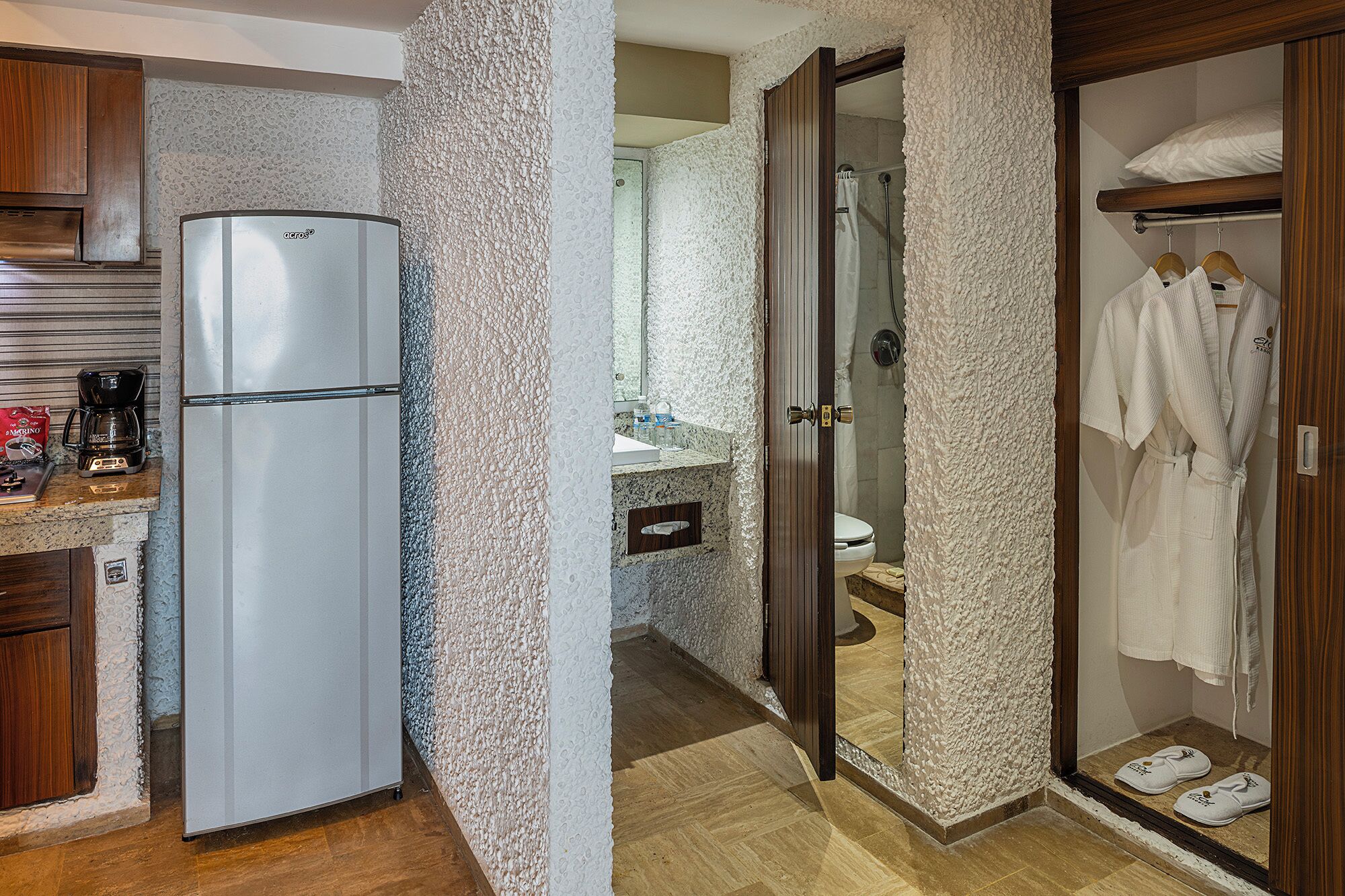 Room amenity