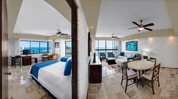 Caja de seguridad en la habitación y cortinas blackout 