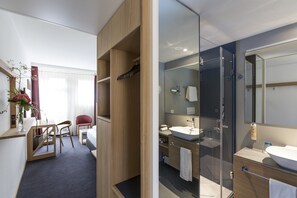Single Room (Modern)