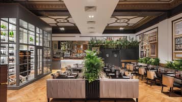 Lunch and dinner served