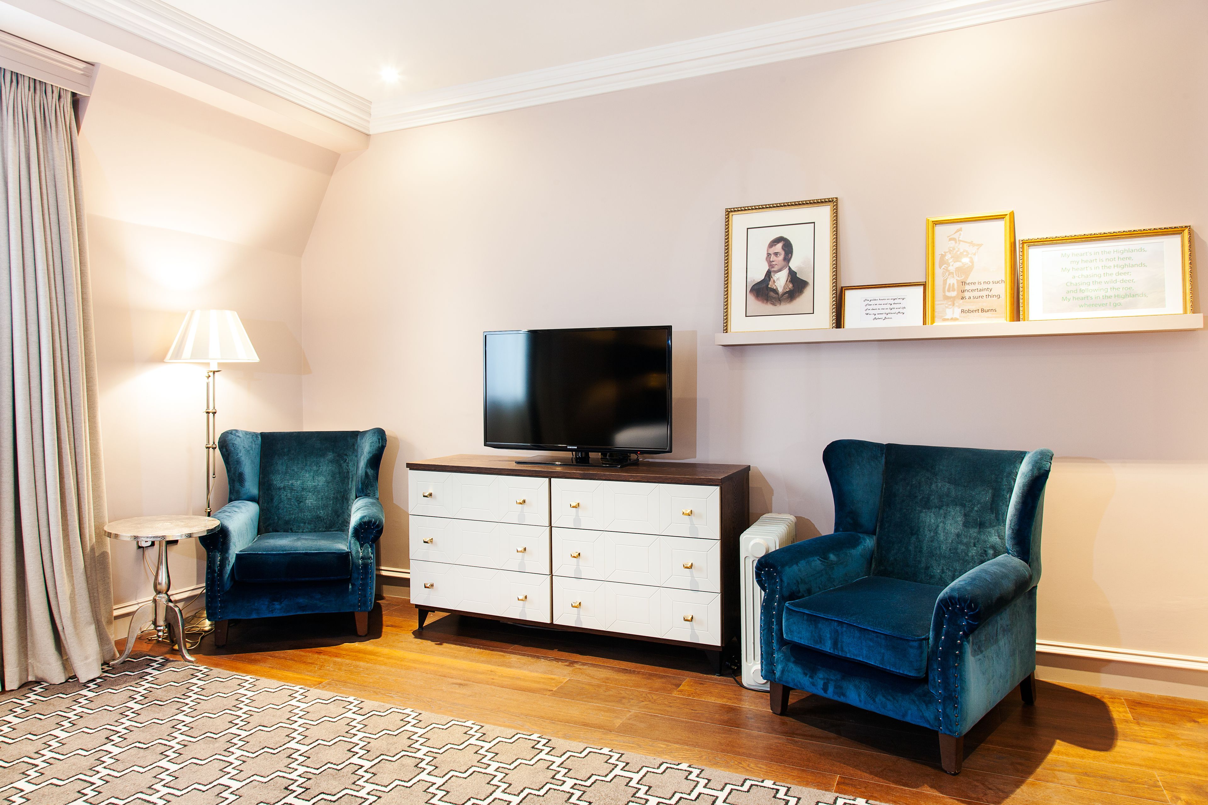Photo - Hotel Indigo Edinburgh - Princes Street by IHG