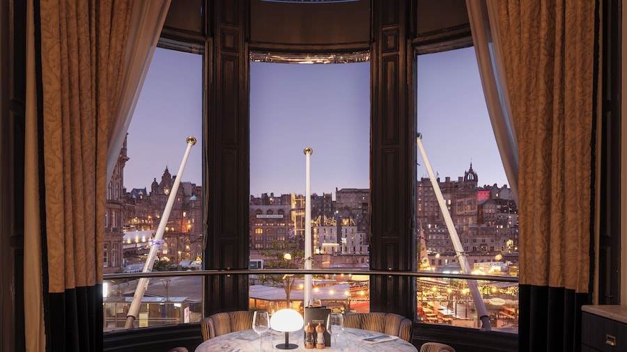 Hotel Indigo Edinburgh - Princes Street by IHG