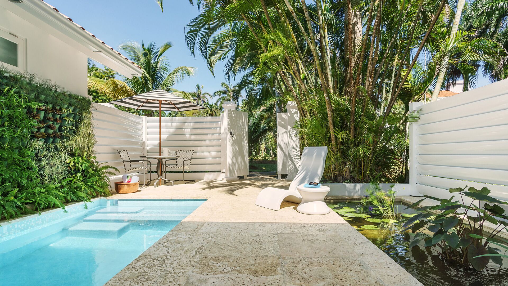 Oasis Spa Villa | Premium bedding, minibar, in-room safe, desk