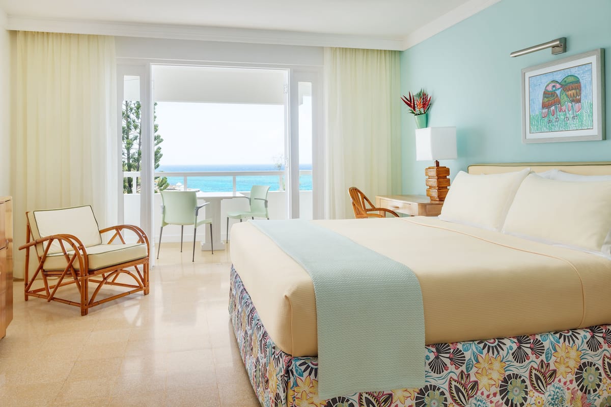 Deluxe Ocean | Roupas de cama premium, frigobar, cofres nos quartos, escrivaninha