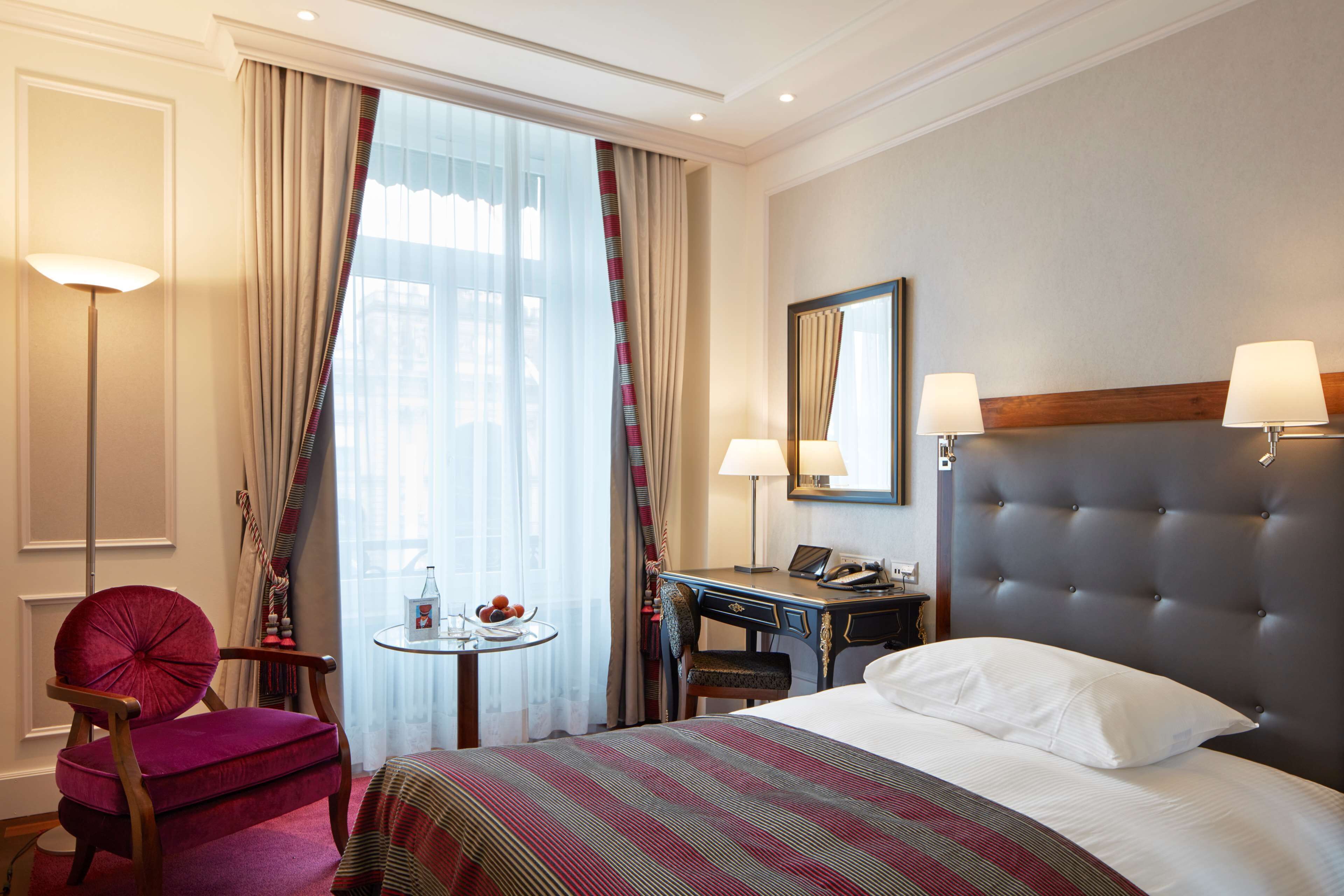 Habitación individual estándar, 1 cama individual grande | Ropa de cama de alta calidad y artículos del minibar gratis 