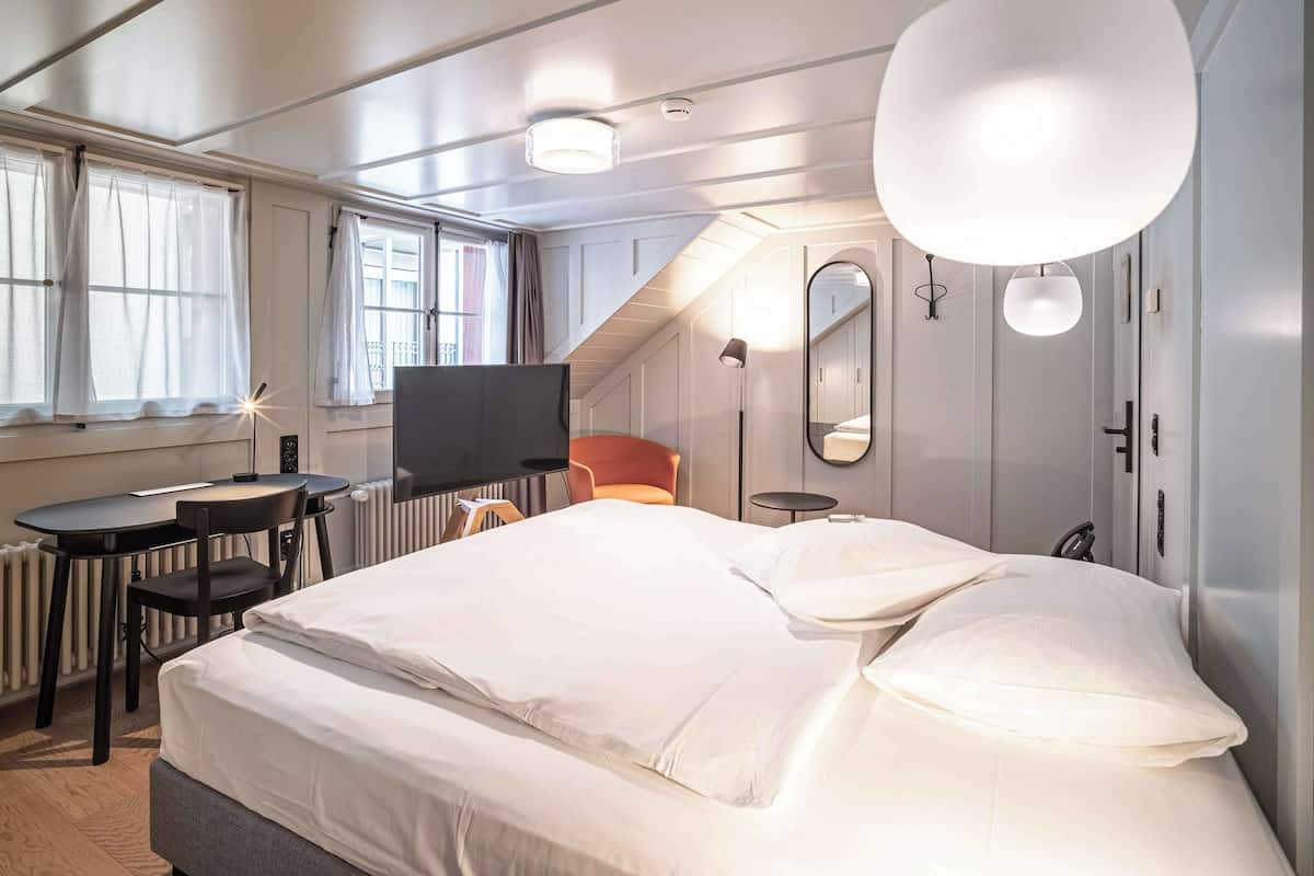 1 bedroom, in-room safe, blackout curtains, free cots/infant beds