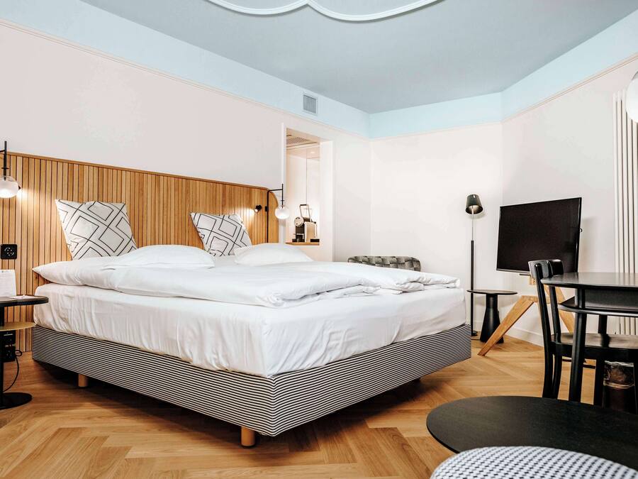 Deluxe Room, 1 Double Bed, Refrigerator (with Sofabed) | In-room safe, blackout drapes, free cribs/infant beds, free WiFi