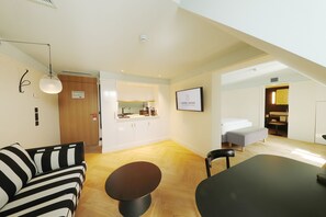 Standard Apartment, 1 Double Bed, Kitchenette (with Sofabed) | Private kitchenette | Fridge, espresso maker - Best Western Plus Hotel Bern (Bern)