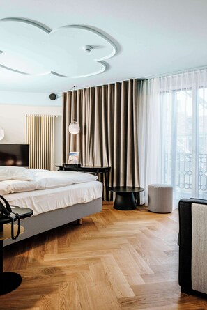 Deluxe kamer, 1 tweepersoonsbed, koelkast (with Sofabed) | Een kluis op de kamer, verduisterende gordijnen, gratis babybedden