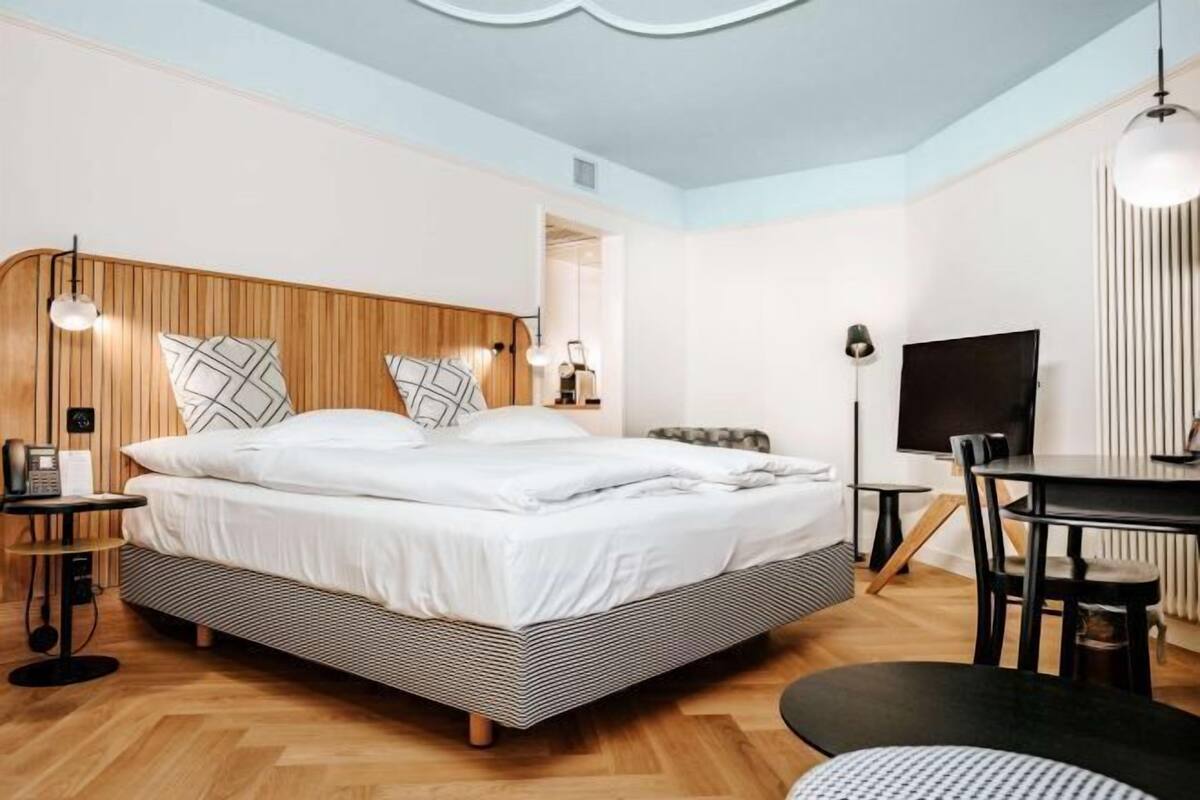 In-room safe, blackout drapes, cribs (free), WiFi (free)