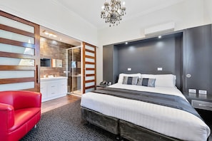 Apartment, 1 King Bed, Non Smoking