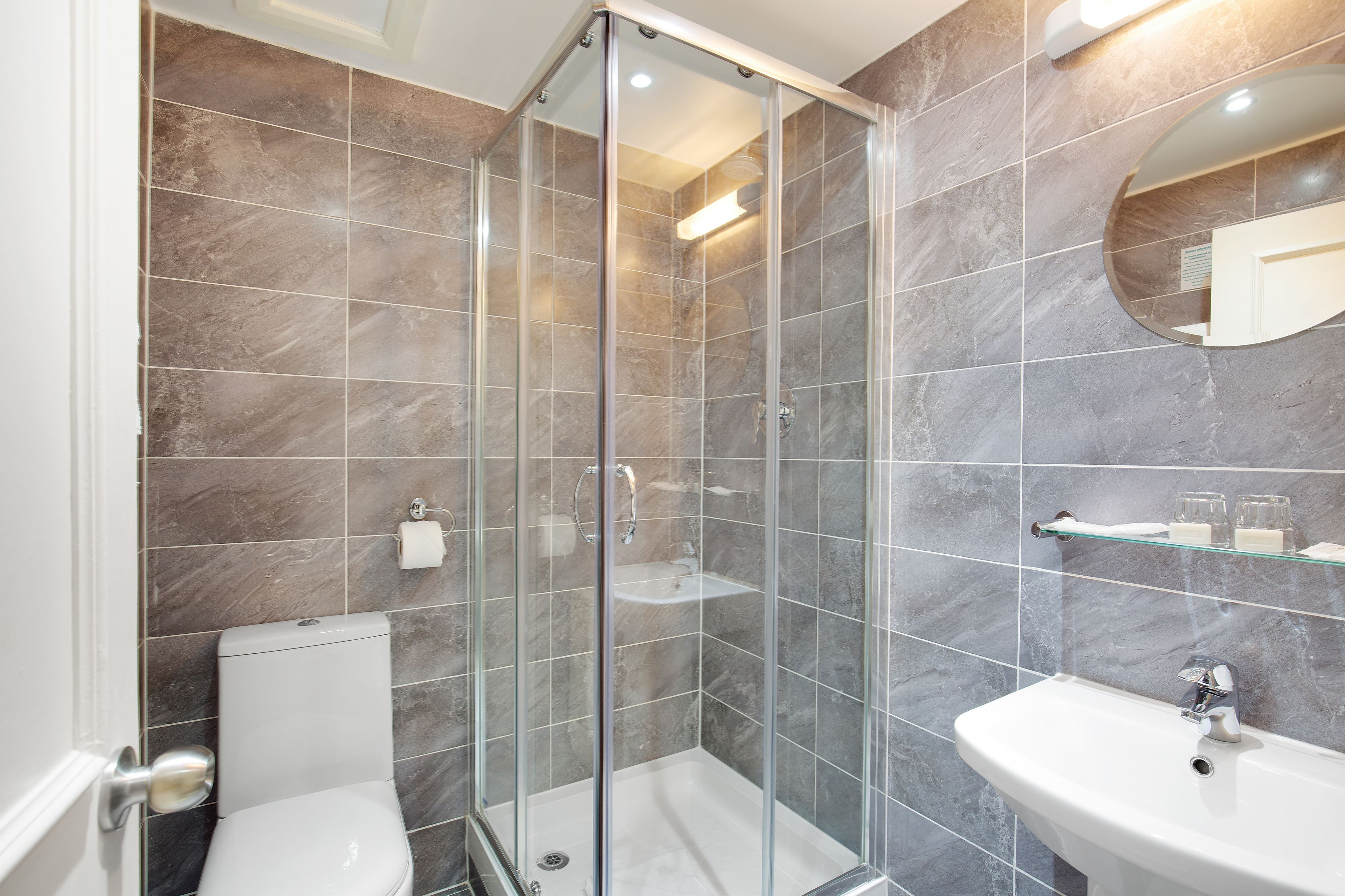 Photo - Park Avenue Bayswater Inn Hyde Park