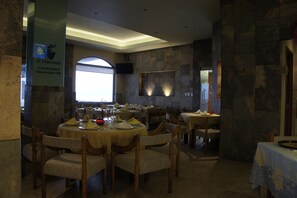 Lunch and dinner served, Spanish cuisine