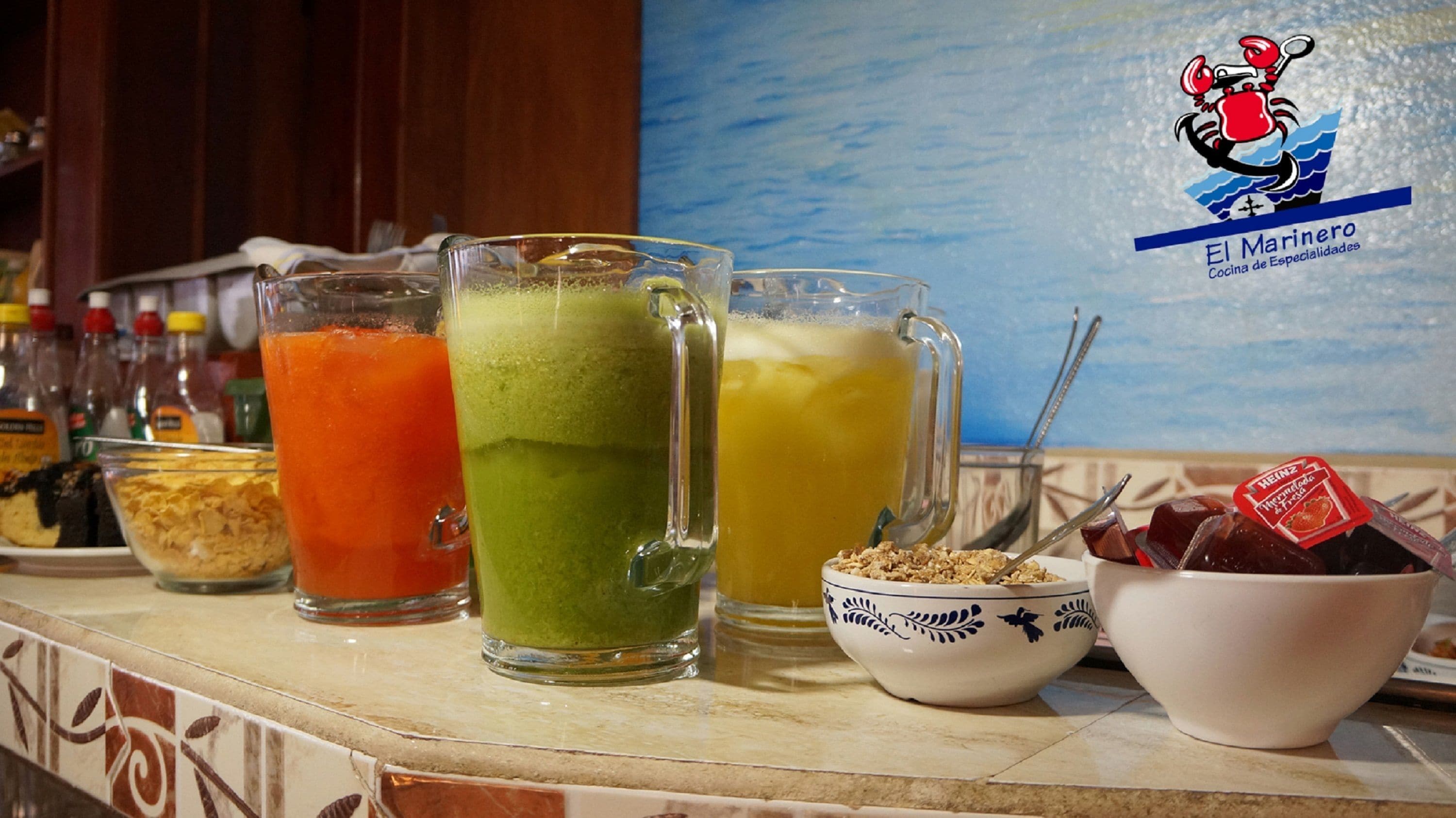 Daily cooked-to-order breakfast (MXN 250 per person)