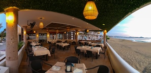 Lunch and dinner served, Spanish cuisine