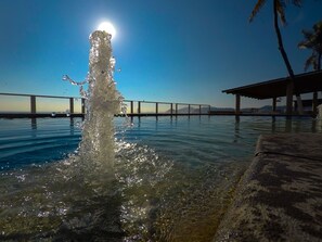 2 outdoor pools, sun loungers
