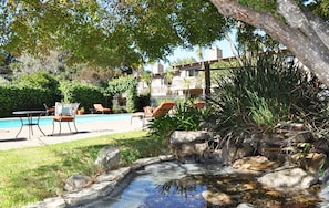 Piscine extérieure (ouverte en saison)