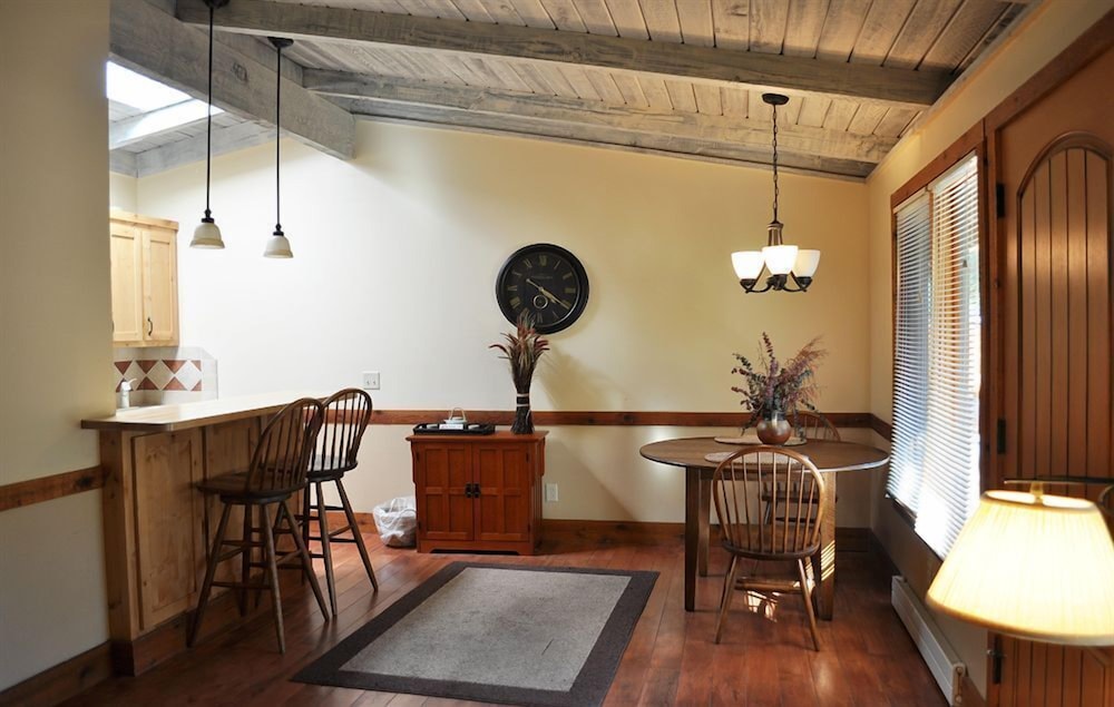 Carmel Valley Lodge by null