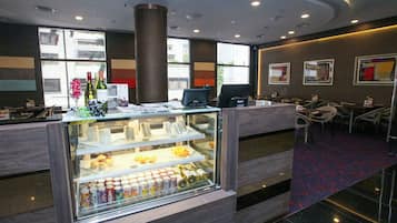 Snack bar