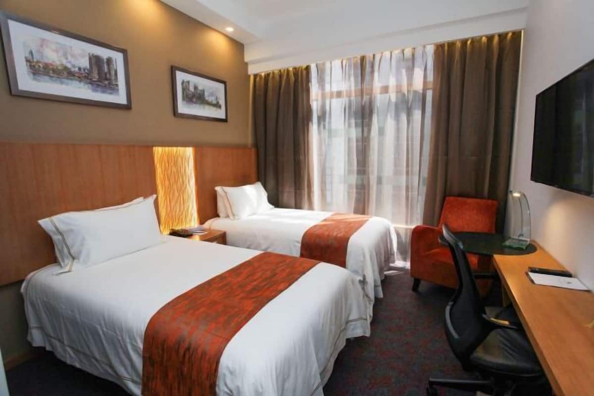 In-room safe, desk, soundproofing, iron/ironing board