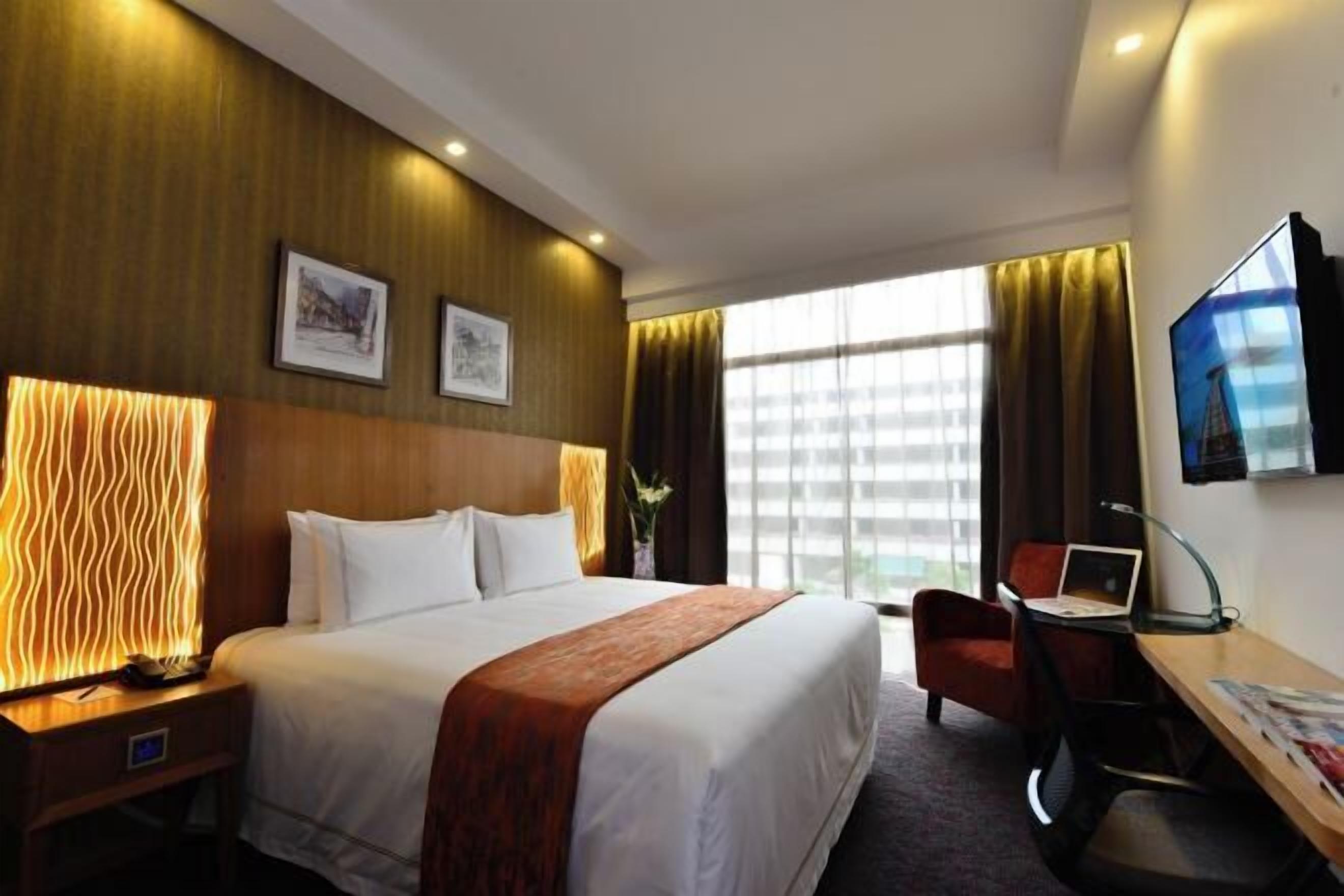 Két bảo mật tại phòng, bàn, phòng cách âm, bàn ủi/dụng cụ ủi quần áo 