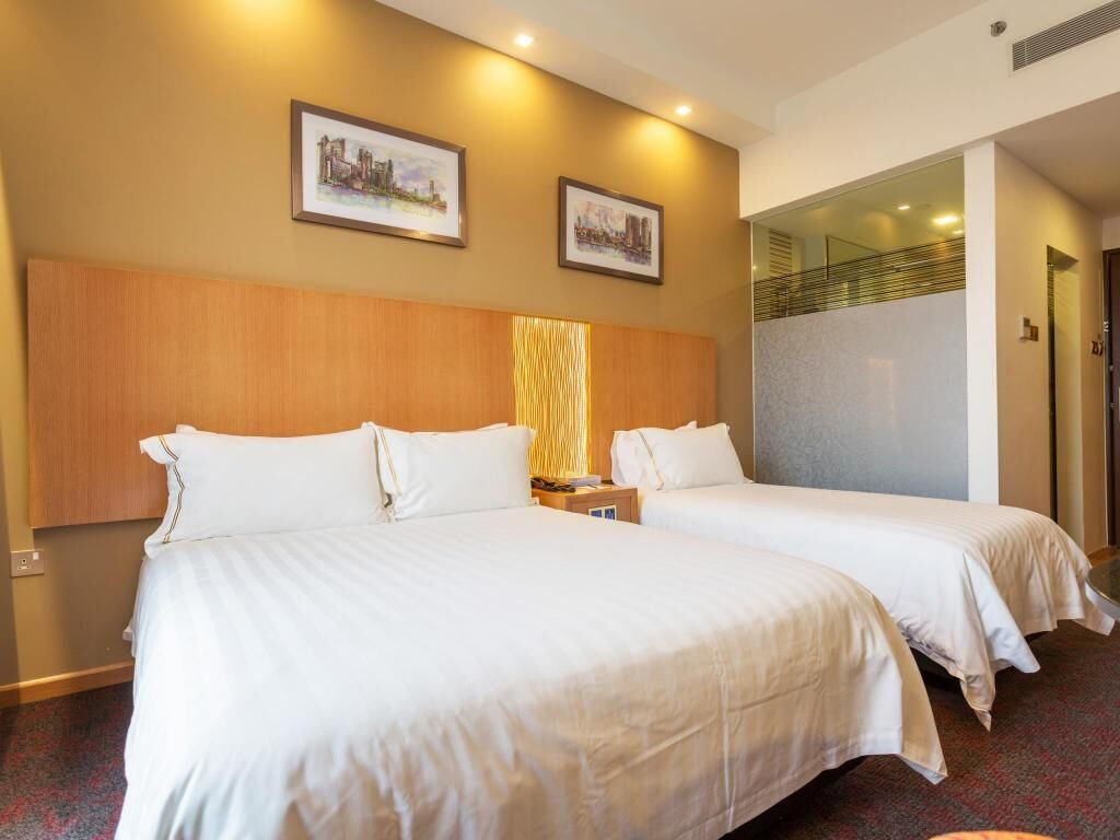 In-room safe, desk, soundproofing, iron/ironing board