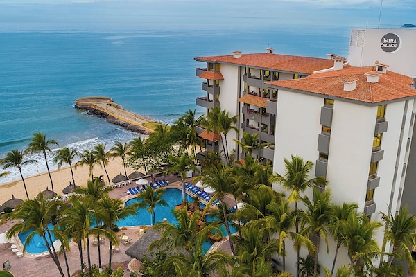 Konaklama yerinin ön cephesi