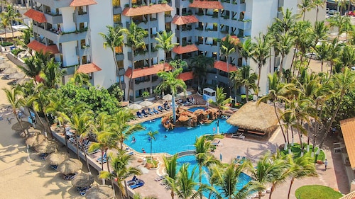 Luna Palace Hotel and Suites