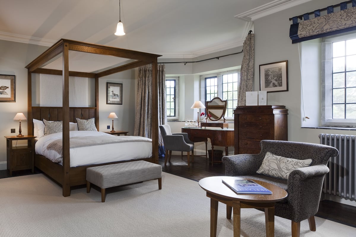 Superior Main House Room | Hypo-allergenic bedding, in-room safe, desk, iron/ironing board
