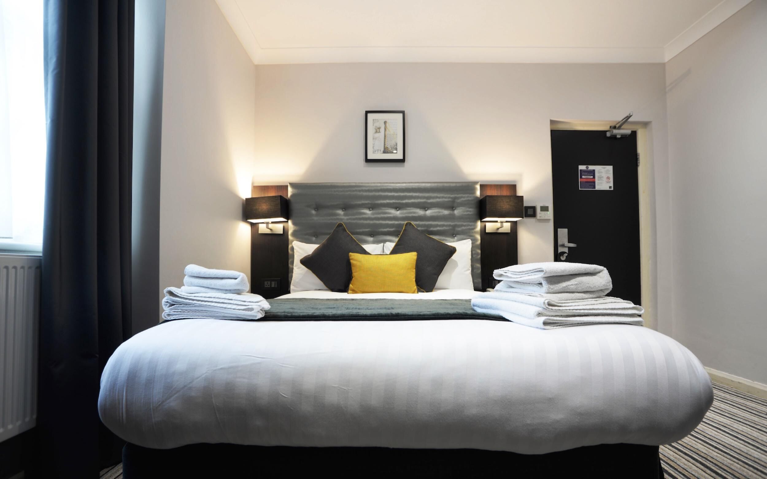 Select Comfort beds, in-room safe, desk, soundproofing