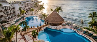Wyndham Alltra Playa del Carmen Adults Only All Inclusive